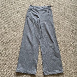 Size 12 iviva wide leg yoga pants